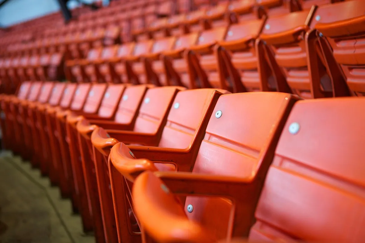 體育場、座位、坐具、活動、空置、 auditorium、椅子、坐、運動、看台、體育場、活動、活動、活動、活動、活動