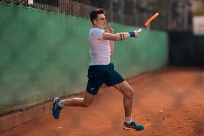 Core e potenza nel tennis: guida per trasferire energia dal corpo